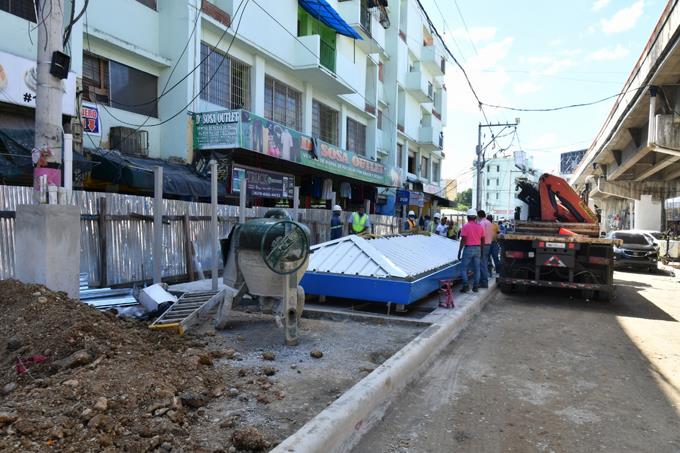 Abinader encabeza entrega de la primera etapa del remozamiento de la Duarte con París