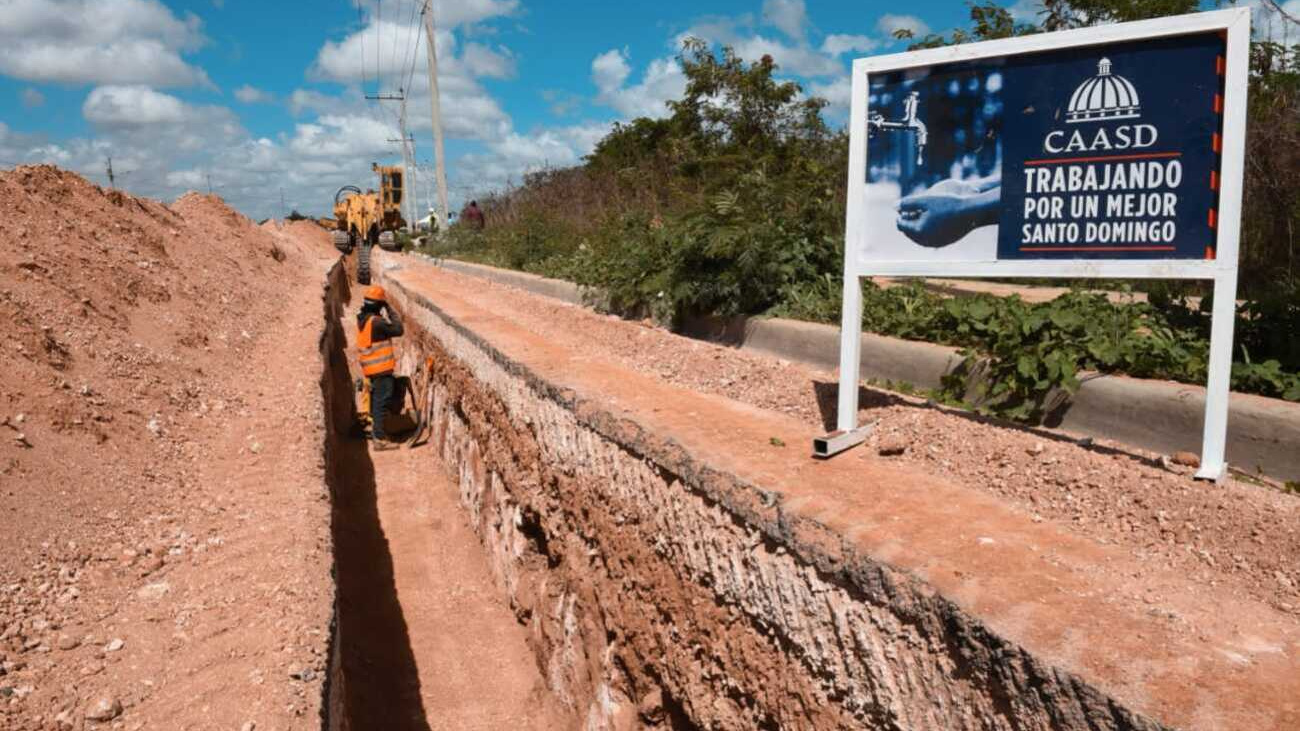 CAASD inicia trabajos para llevar agua potable a más de 200 mil habitantes en Santo Domingo Este