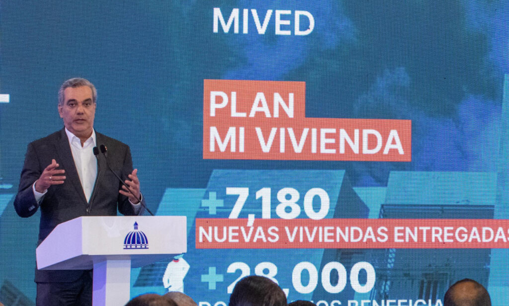 ¡Transformación en Acción! Logros del Gobierno: Más de 300 obras y 7,000 viviendas entregadas