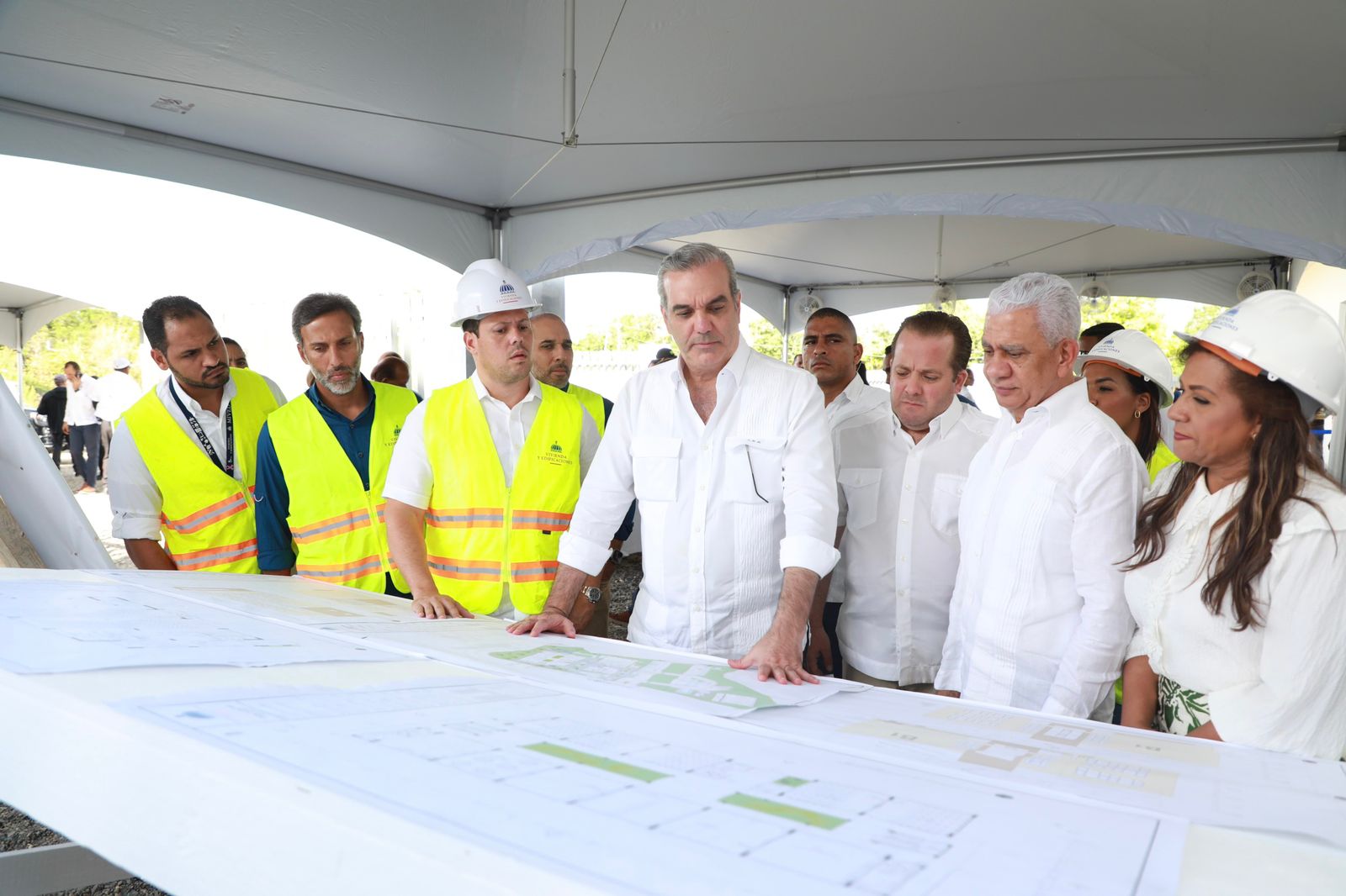 Abinader impulsa obras viales, viviendas y agricultura en Sánchez Ramírez con inversión de RD$2,900 millones